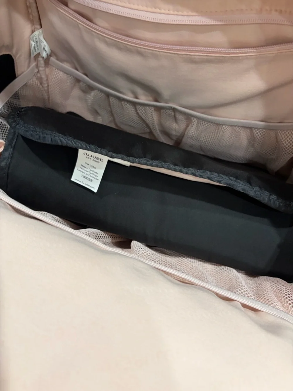 Jujube Convertable Diaper Bag 220 $ MsRp